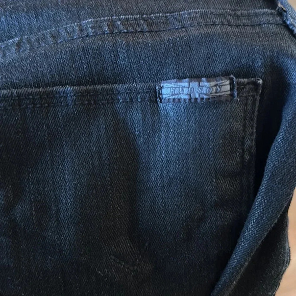 Hudson black coated skinny jeans size 28 with distressed knees - Picture 4 of 4